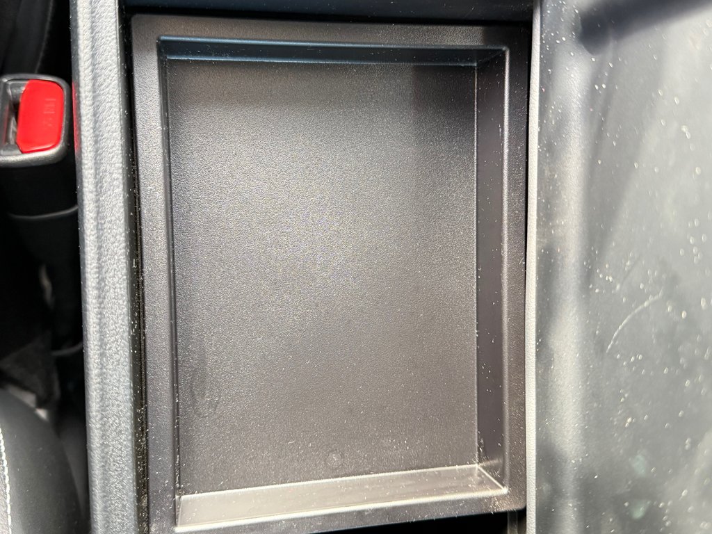 2021 Toyota Prius Prime GROUPE TECHNOLOGIE / 28.800KM SEULEMENT / PEA 03-08-26=100km WOW !!!! in Thetford Mines, Quebec - 51 - w1024h768px