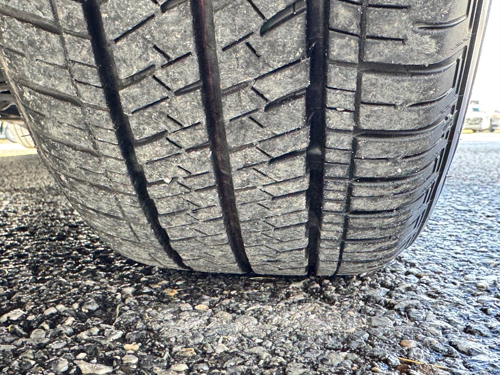 2021 Toyota Prius Prime GROUPE TECHNOLOGIE / 28.800KM SEULEMENT / PEA 03-08-26=100km WOW !!!! in Thetford Mines, Quebec - 20 - w1024h768px