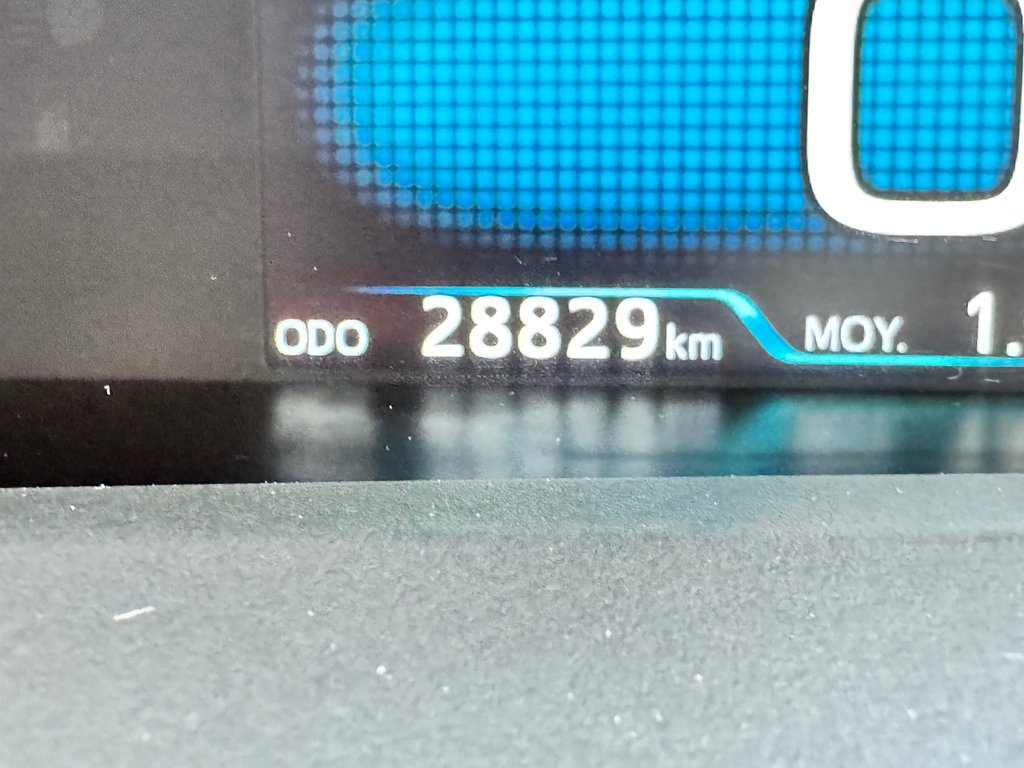 2021 Toyota Prius Prime GROUPE TECHNOLOGIE / 28.800KM SEULEMENT / PEA 03-08-26=100km WOW !!!! in Thetford Mines, Quebec - 43 - w1024h768px