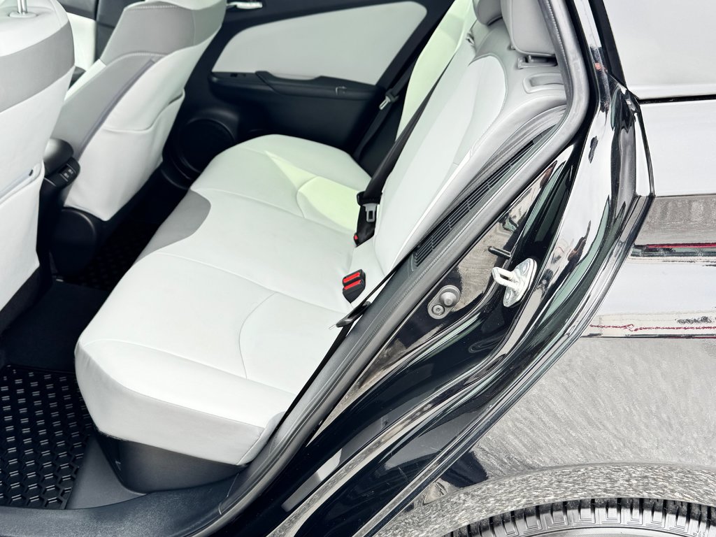 2022 Toyota PRIUS PRIME UPGRADE / PEA 24-04-27=100KM / AUBAINE / in Thetford Mines, Quebec - 59 - w1024h768px