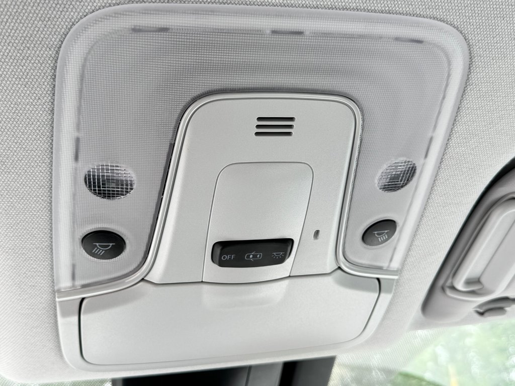 2022 Toyota PRIUS PRIME UPGRADE / PEA 24-04-27=100KM / AUBAINE / in Thetford Mines, Quebec - 56 - w1024h768px