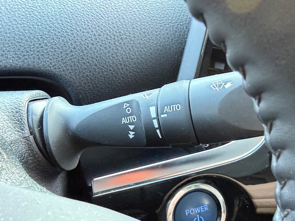 2022 Toyota Prius Prime GROUPE TECH / PEA 29-12-26=100KM WOW !!! / in Thetford Mines, Quebec - 35 - w1024h768px