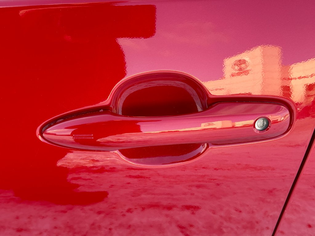 2022 Toyota Prius Prime GROUPE TECH / PEA 29-12-26=100KM WOW !!! / in Thetford Mines, Quebec - 17 - w1024h768px