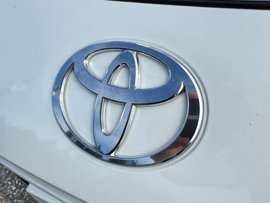 Toyota PRIUS PRIME SE / ÉTAT NEUF ! /  AUTONOMIE DE 80 km + / WOW COMME NEUF 2024 à Thetford Mines, Québec - 12 - w1024h768px