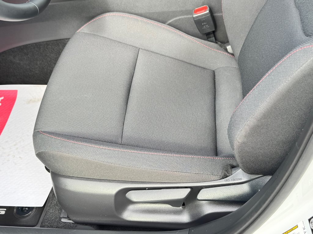 Toyota PRIUS PRIME SE / ÉTAT NEUF ! /  AUTONOMIE DE 80 km + / WOW COMME NEUF 2024 à Thetford Mines, Québec - 29 - w1024h768px