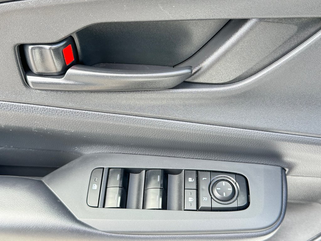 Toyota PRIUS PRIME SE / ÉTAT NEUF ! /  AUTONOMIE DE 80 km + / WOW COMME NEUF 2024 à Thetford Mines, Québec - 25 - w1024h768px