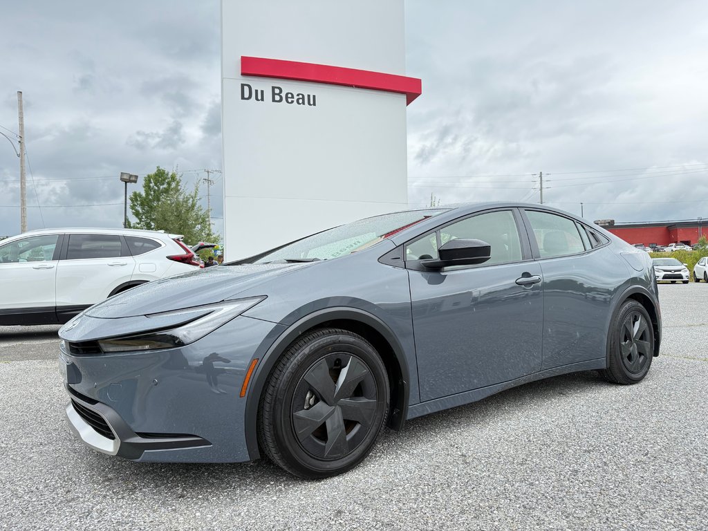 Toyota PRIUS PRIME SE / AUTONOMIE ÉLECTRIQUE 74KM +- / COMME NEUVE 2024 à Thetford Mines, Québec - 1 - w1024h768px