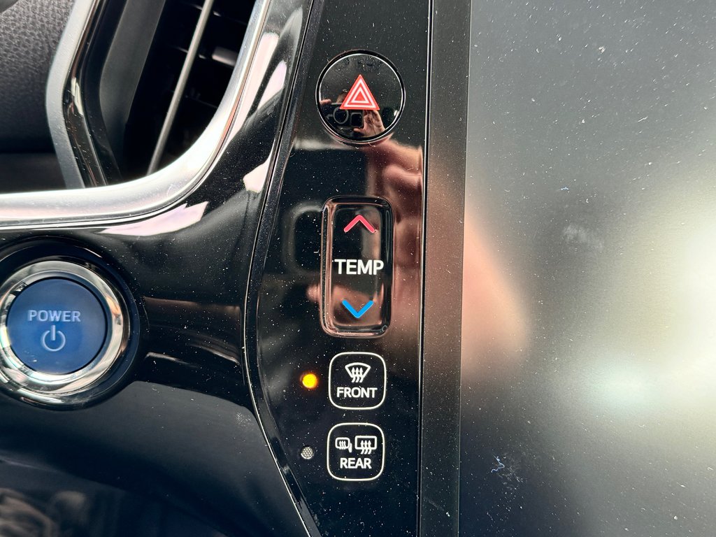 Prius AWD TECHNOLOGIE / PEA 16-10-24=120KM / TRÈS RARE 2019 à Thetford Mines, Québec - 42 - w1024h768px