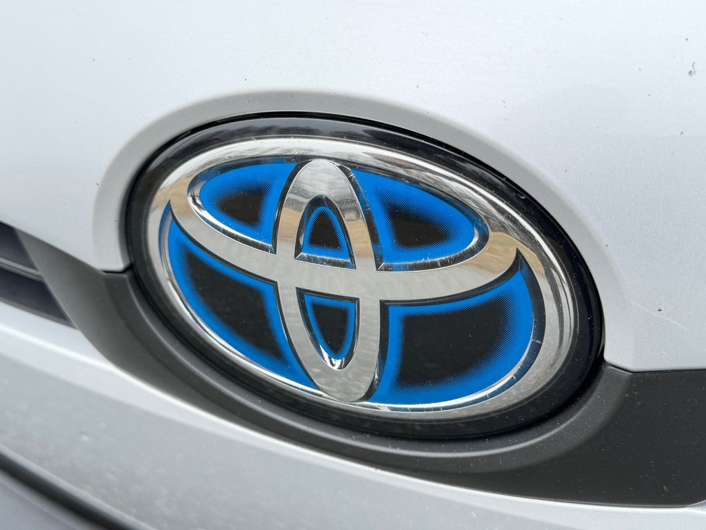 2021 Toyota Prius AWD GROUPE TECHNO / 33.000KM WOW / LA TOTALE !!! / in Thetford Mines, Quebec - 14 - w1024h768px