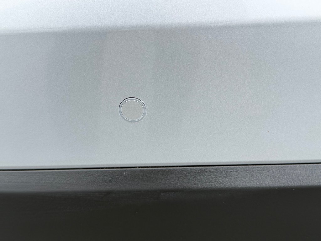 2021 Toyota Prius AWD GROUPE TECHNO / 33.000KM WOW / LA TOTALE !!! / in Thetford Mines, Quebec - 26 - w1024h768px