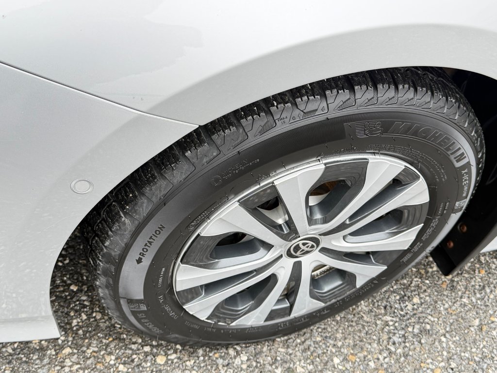 2021 Toyota Prius AWD GROUPE TECHNO / 33.000KM WOW / LA TOTALE !!! / in Thetford Mines, Quebec - 16 - w1024h768px