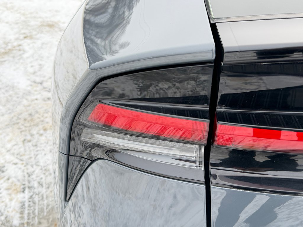 2024 Toyota Prius XLE AWD / PEA 01-29-29=100KM WOW UNE AWD !!!!! / in Thetford Mines, Quebec - 20 - w1024h768px