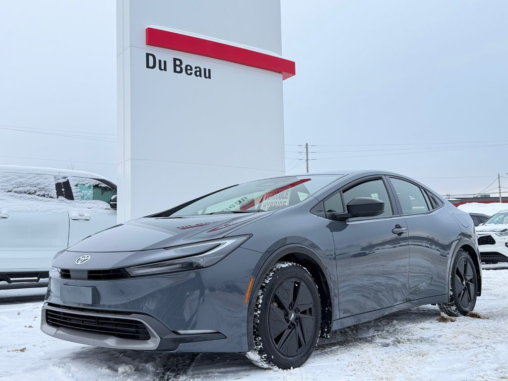 2024 Toyota Prius XLE AWD / PEA 01-29-29=100KM WOW UNE AWD !!!!! / in Thetford Mines, Quebec - 1 - w1024h768px