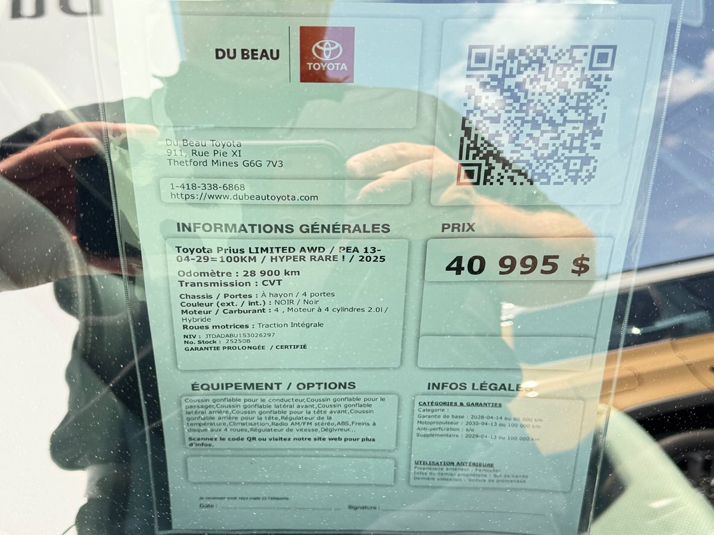 2025 Toyota Prius LIMITED AWD / PEA 13-04-29=100KM / HYPER RARE ! / in Thetford Mines, Quebec - 4 - w1024h768px
