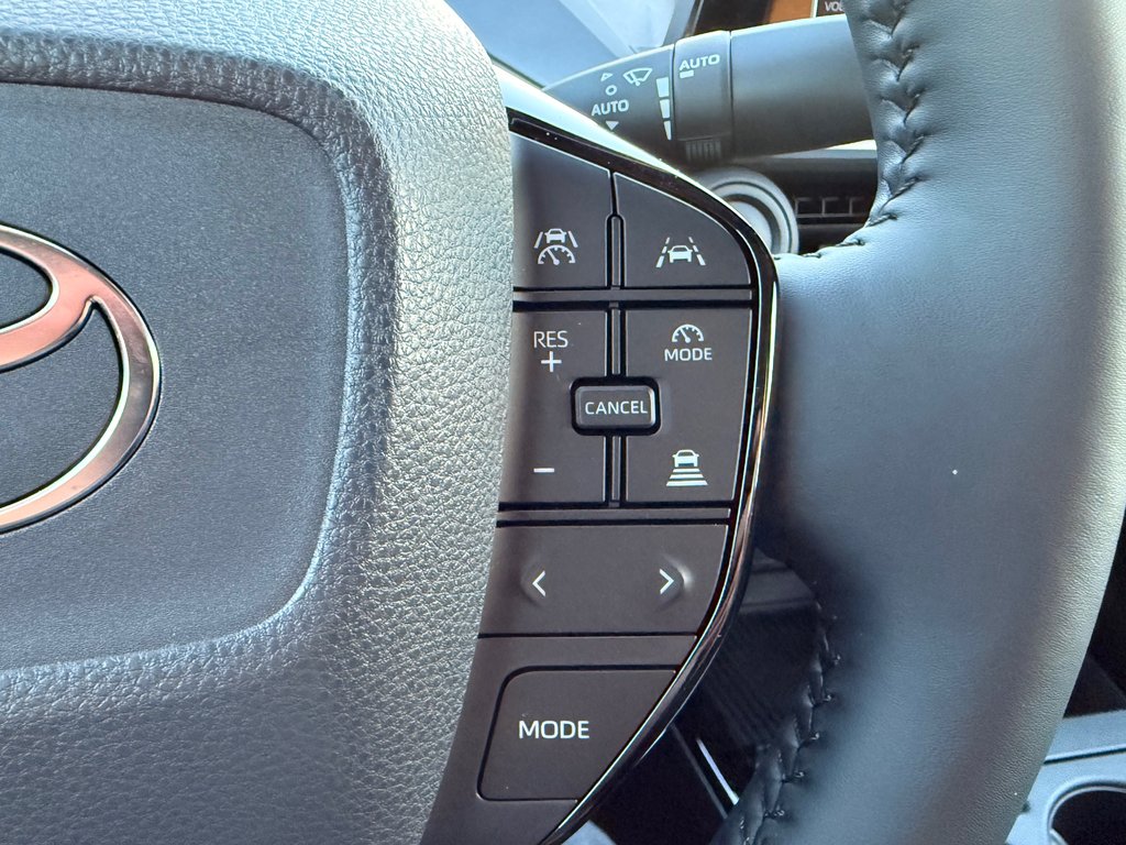 2026 Toyota Prius XLE HYBRIDE AWD in Thetford Mines, Quebec - 20 - w1024h768px