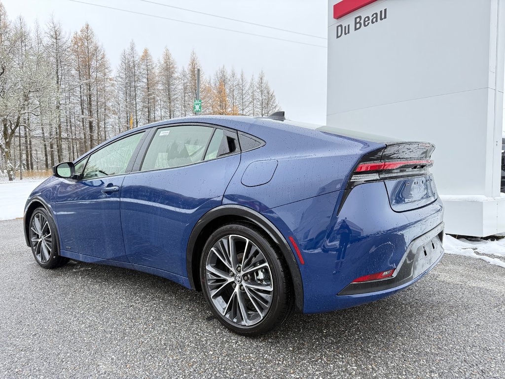 Toyota Prius XLE HYBRIDE AWD 2026 à Thetford Mines, Québec - 6 - w1024h768px