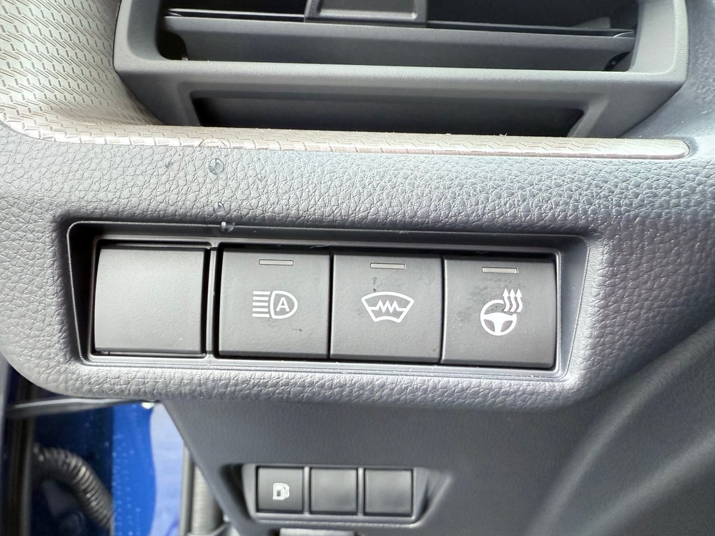 Toyota Prius XLE HYBRIDE AWD 2026 à Thetford Mines, Québec - 20 - w1024h768px