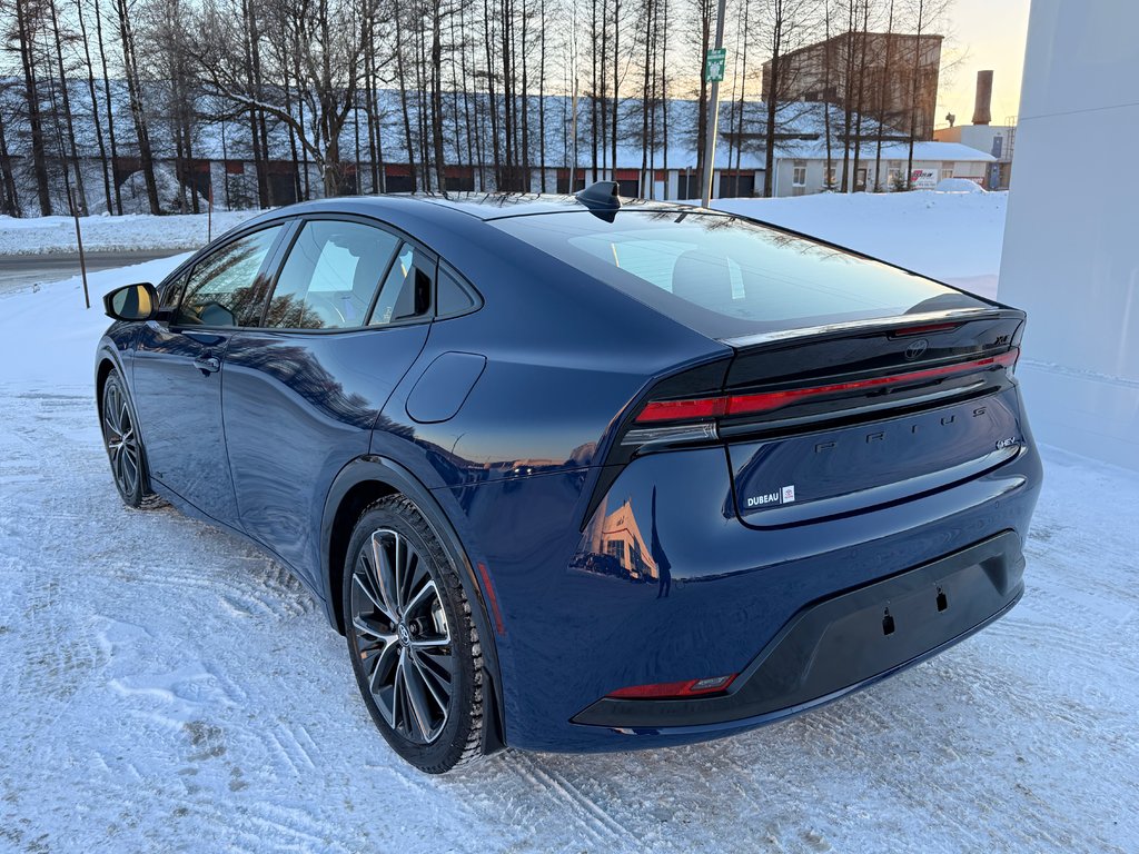 2026 Toyota Prius XLE HYBRIDE AWD in Thetford Mines, Quebec - 8 - w1024h768px
