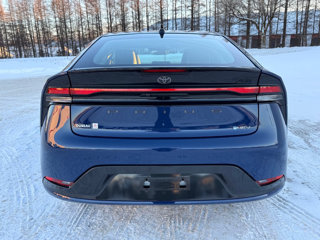 2026 Toyota Prius XLE HYBRIDE AWD in Thetford Mines, Quebec - 7 - w1024h768px