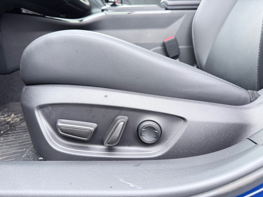 Toyota Prius XLE HYBRIDE AWD 2026 à Thetford Mines, Québec - 19 - w1024h768px