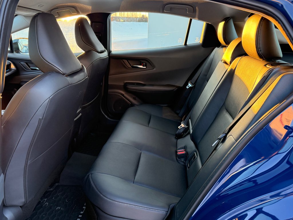 2026 Toyota Prius XLE HYBRIDE AWD in Thetford Mines, Quebec - 26 - w1024h768px