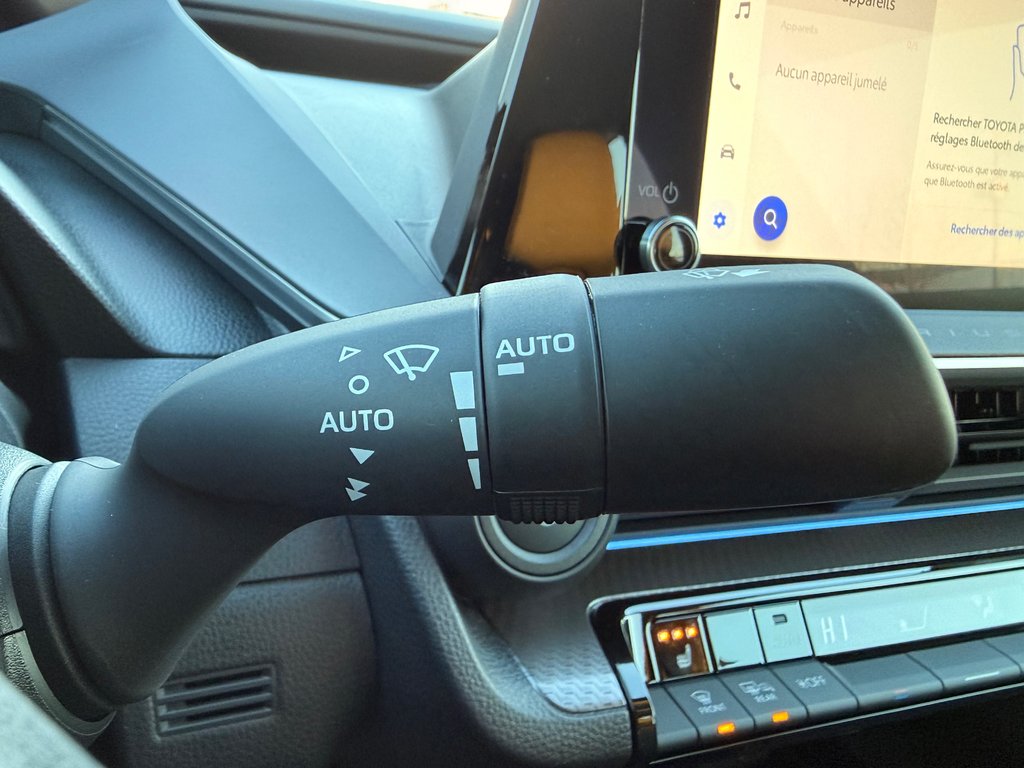 2026 Toyota Prius XLE HYBRIDE AWD in Thetford Mines, Quebec - 21 - w1024h768px