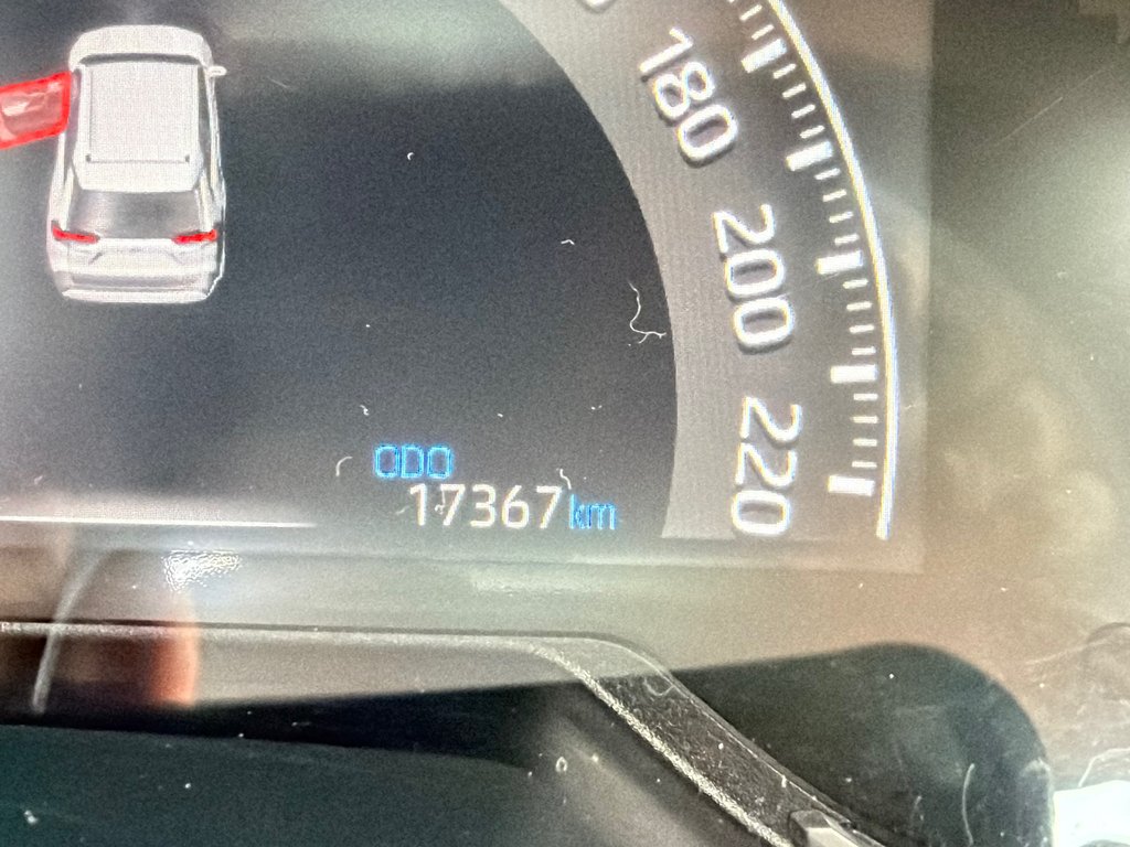 2025 Toyota RAV4 Plug-In Hybrid SE AWD / 17.000KM WOW ! /(+/- 68KM AUTONOMIE ) / in Thetford Mines, Quebec - 41 - w1024h768px