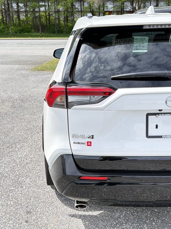 2025 Toyota RAV4 Plug-In Hybrid SE AWD / 17.000KM WOW ! /(+/- 68KM AUTONOMIE ) / in Thetford Mines, Quebec - 22 - w1024h768px