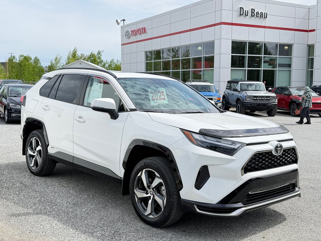 2025 Toyota RAV4 Plug-In Hybrid SE AWD / 17.000KM WOW ! /(+/- 68KM AUTONOMIE ) / in Thetford Mines, Quebec - 3 - w1024h768px