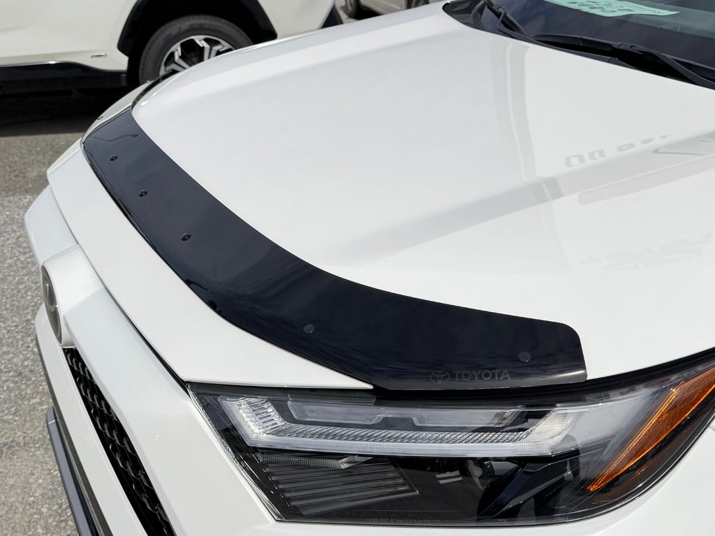 2025 Toyota RAV4 Plug-In Hybrid SE AWD / 17.000KM WOW ! /(+/- 68KM AUTONOMIE ) / in Thetford Mines, Quebec - 12 - w1024h768px