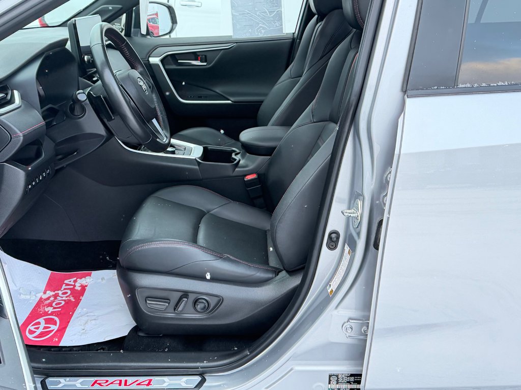 Toyota RAV4 Prime XSE GROUPE TECH / GAR. FULL 12-10-27=100KM WOW ! / 2023 à Thetford Mines, Québec - 36 - w1024h768px