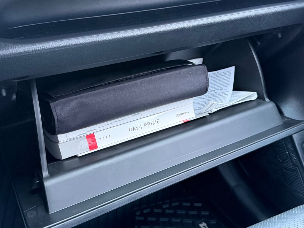 Toyota RAV4 Prime XSE GROUPE TECH / GAR. FULL 12-10-27=100KM WOW ! / 2023 à Thetford Mines, Québec - 60 - w1024h768px