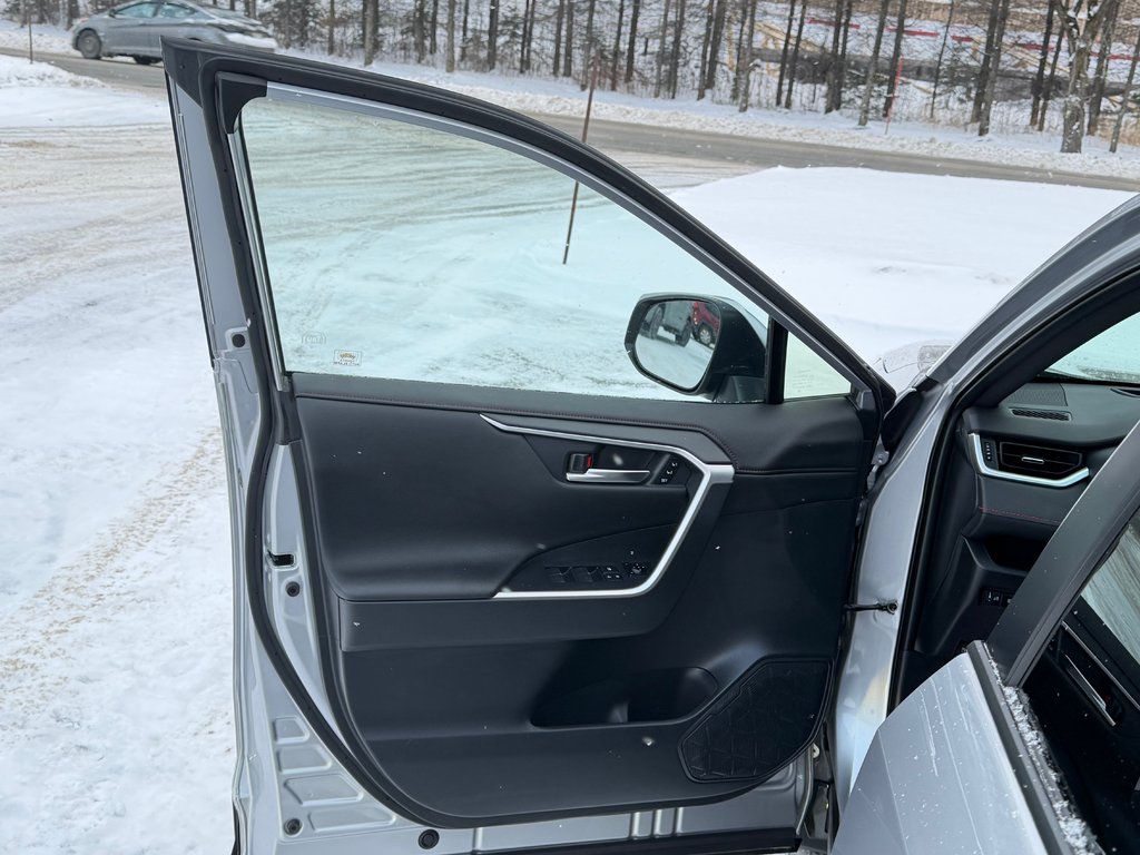 Toyota RAV4 Prime XSE GROUPE TECH / GAR. FULL 12-10-27=100KM WOW ! / 2023 à Thetford Mines, Québec - 32 - w1024h768px