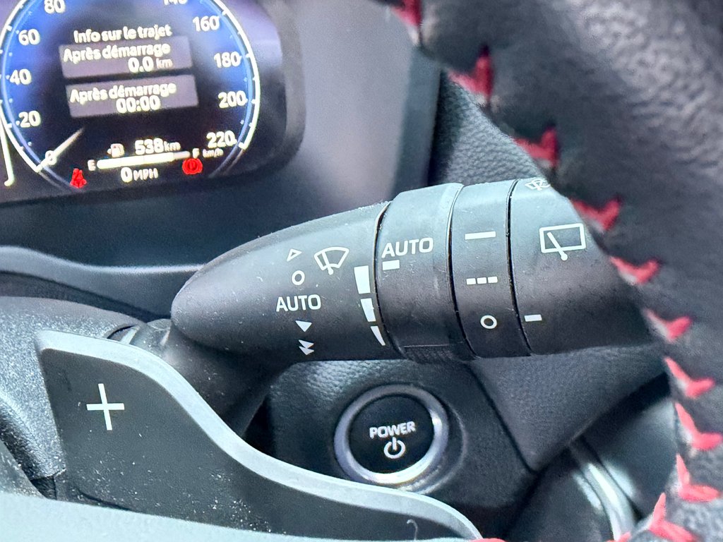 Toyota RAV4 Prime XSE GROUPE TECH / GAR. FULL 12-10-27=100KM WOW ! / 2023 à Thetford Mines, Québec - 48 - w1024h768px