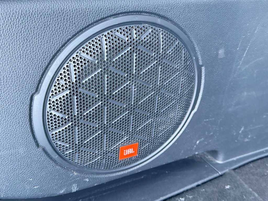 Toyota RAV4 Prime XSE GROUPE TECH / GAR. FULL 12-10-27=100KM WOW ! / 2023 à Thetford Mines, Québec - 72 - w1024h768px