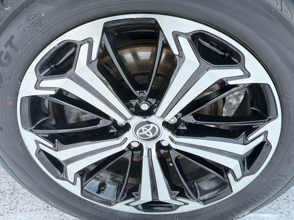 Toyota RAV4 Prime XSE GROUPE TECH / GAR. FULL 12-10-27=100KM WOW ! / 2023 à Thetford Mines, Québec - 17 - w1024h768px