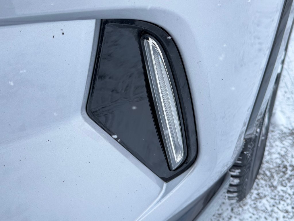 Toyota RAV4 Prime XSE GROUPE TECH / GAR. FULL 12-10-27=100KM WOW ! / 2023 à Thetford Mines, Québec - 11 - w1024h768px