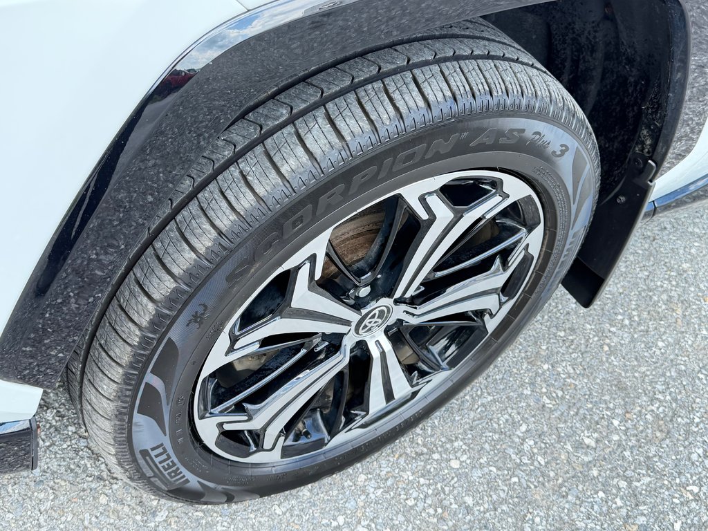 2023 Toyota RAV4 Prime XSE AWD / PEA 30-03-28=100KM / DEAL DE FOU ! / in Thetford Mines, Quebec - 15 - w1024h768px