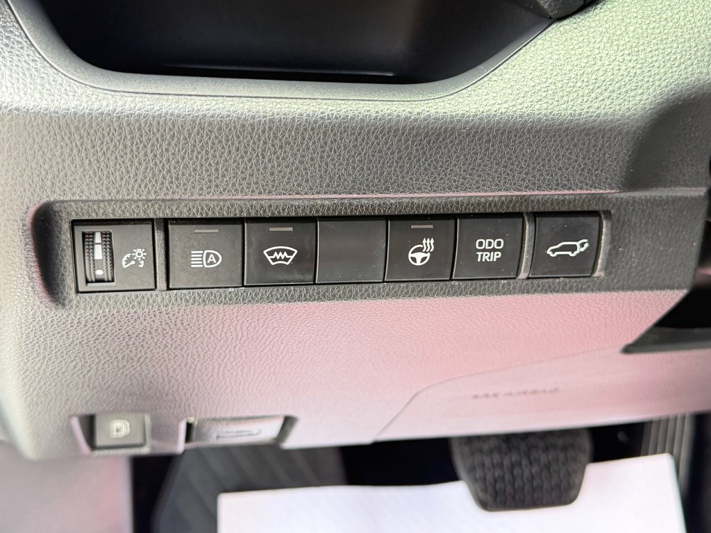 2023 Toyota RAV4 Prime XSE AWD / PEA 30-03-28=100KM / DEAL DE FOU ! / in Thetford Mines, Quebec - 38 - w1024h768px
