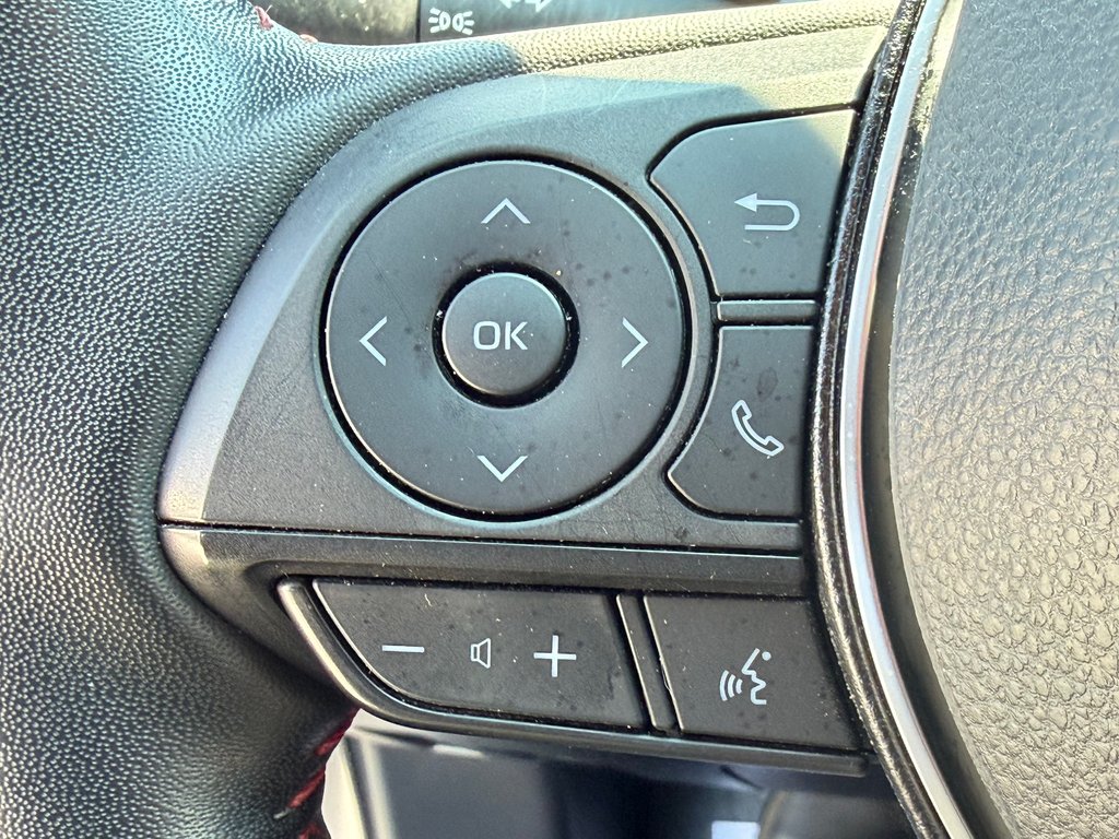 Toyota RAV4 Prime XSE / BAS KILOS / TAG / HITCH / PPTAPE +++ / 2023 à Thetford Mines, Québec - 40 - w1024h768px