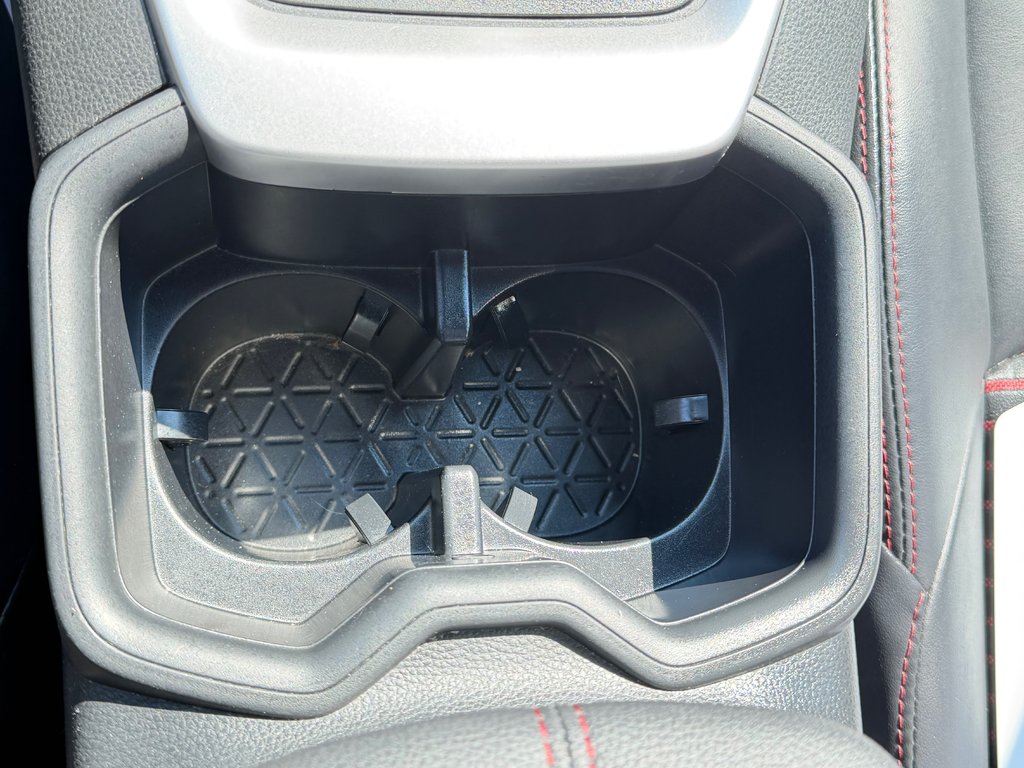 Toyota RAV4 Prime XSE / BAS KILOS / TAG / HITCH / PPTAPE +++ / 2023 à Thetford Mines, Québec - 53 - w1024h768px
