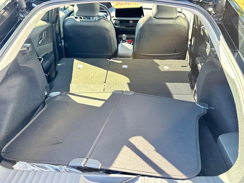 2024 Toyota RAV4 Prime SE / 68KM AUTONOMIE ÉLECTRIQUE WOW !! GO GO !! / in Thetford Mines, Quebec - 72 - w1024h768px