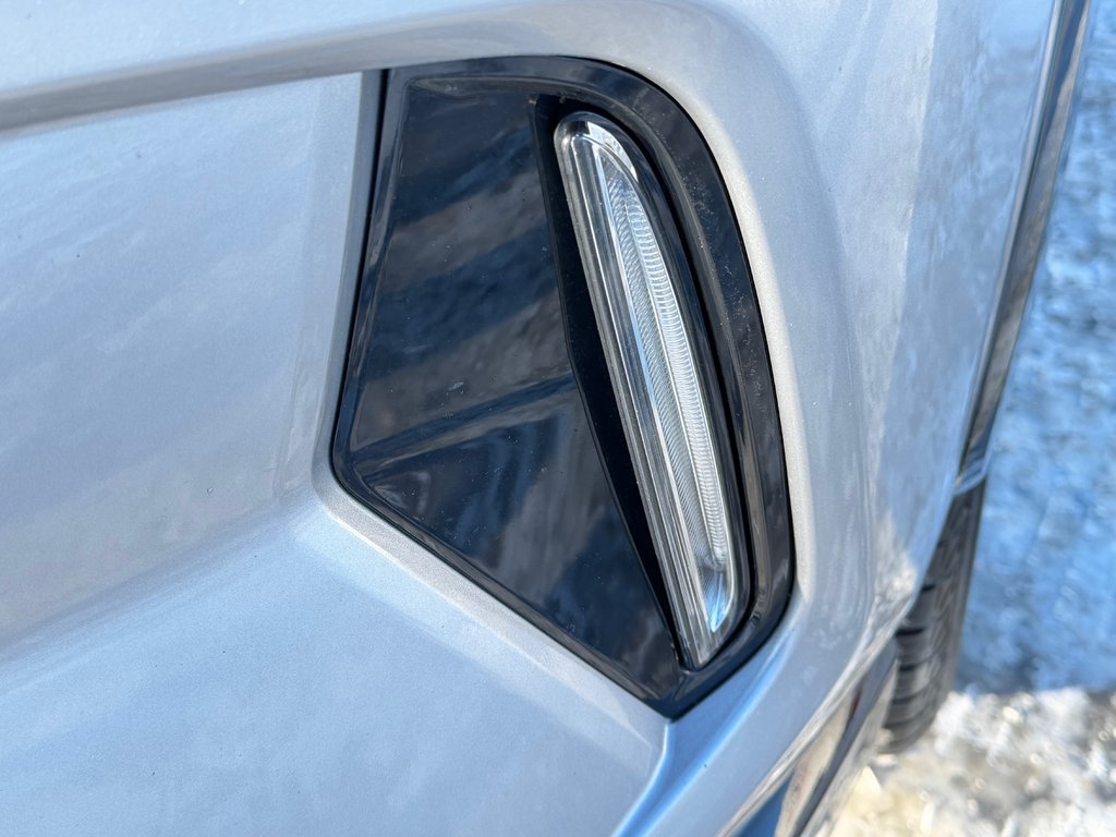 Toyota RAV4 Prime XSE AWD / PEA 29-10-28=100KM / ÉTAT NEUF !!! / 2024 à Thetford Mines, Québec - 11 - w1024h768px