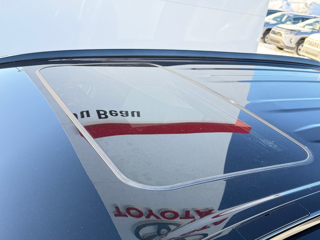 Toyota RAV4 Prime XSE AWD / PEA 29-10-28=100KM / ÉTAT NEUF !!! / 2024 à Thetford Mines, Québec - 19 - w1024h768px