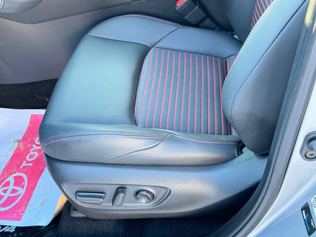 Toyota RAV4 Prime XSE AWD / PEA 29-10-28=100KM / ÉTAT NEUF !!! / 2024 à Thetford Mines, Québec - 34 - w1024h768px