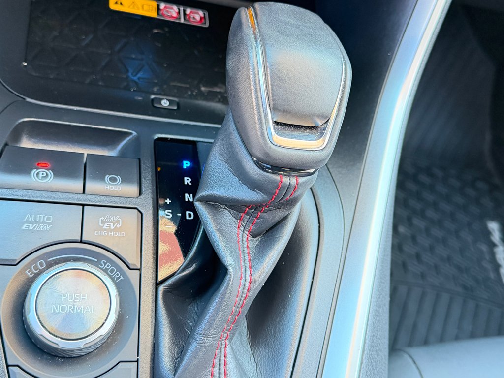 Toyota RAV4 Prime XSE AWD / PEA 29-10-28=100KM / ÉTAT NEUF !!! / 2024 à Thetford Mines, Québec - 47 - w1024h768px