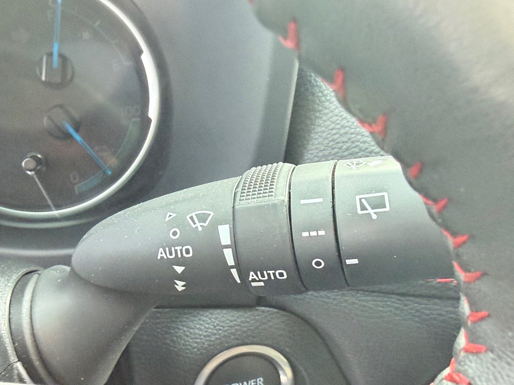 2024 Toyota RAV4 Prime SE / 68 KM AUTONOMIE ÉLECTRIQUE / BIEN ÉQUIPÉ in Thetford Mines, Quebec - 41 - w1024h768px