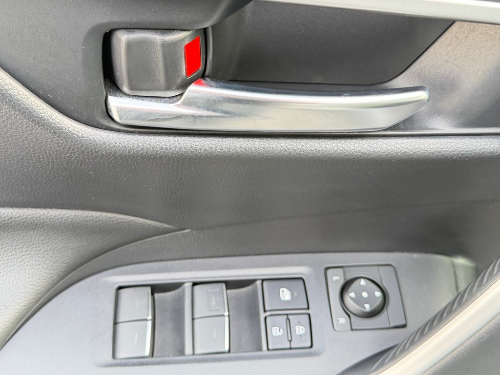2024 Toyota RAV4 Prime SE / 68 KM AUTONOMIE ÉLECTRIQUE / BIEN ÉQUIPÉ in Thetford Mines, Quebec - 31 - w1024h768px