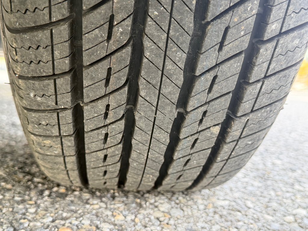 2024 Toyota RAV4 Prime SE / 68 KM AUTONOMIE ÉLECTRIQUE / BIEN ÉQUIPÉ in Thetford Mines, Quebec - 16 - w1024h768px