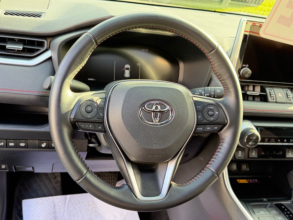 Toyota RAV4 Prime XSE AWD / PEA 18-04-29=100KM WOW !! / 2024 à Thetford Mines, Québec - 38 - w1024h768px